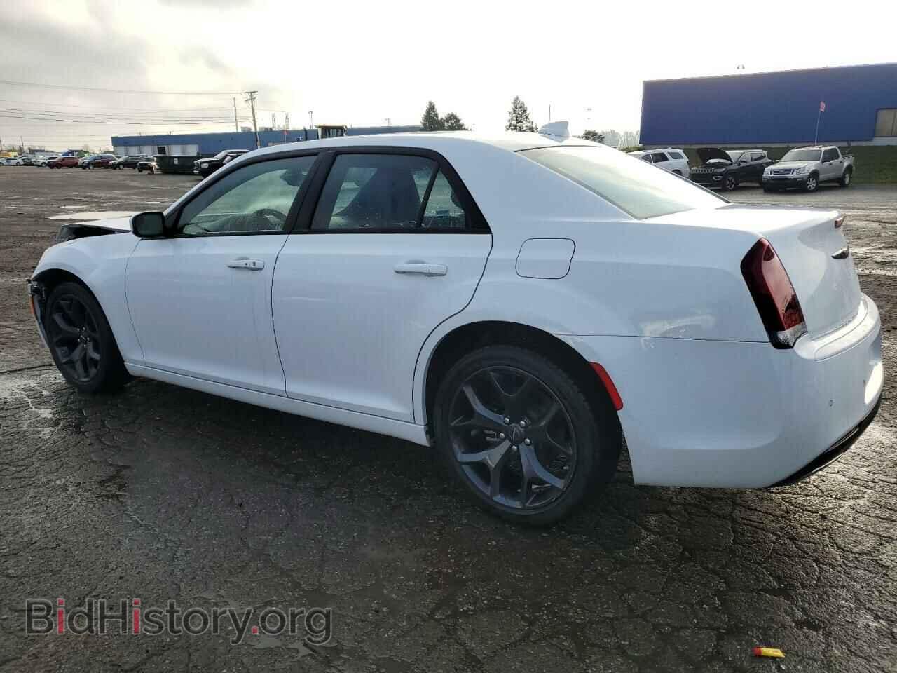 2023 CHRYSLER 300 - VIN: 2C3CCABG5PH561020 - Фото 2