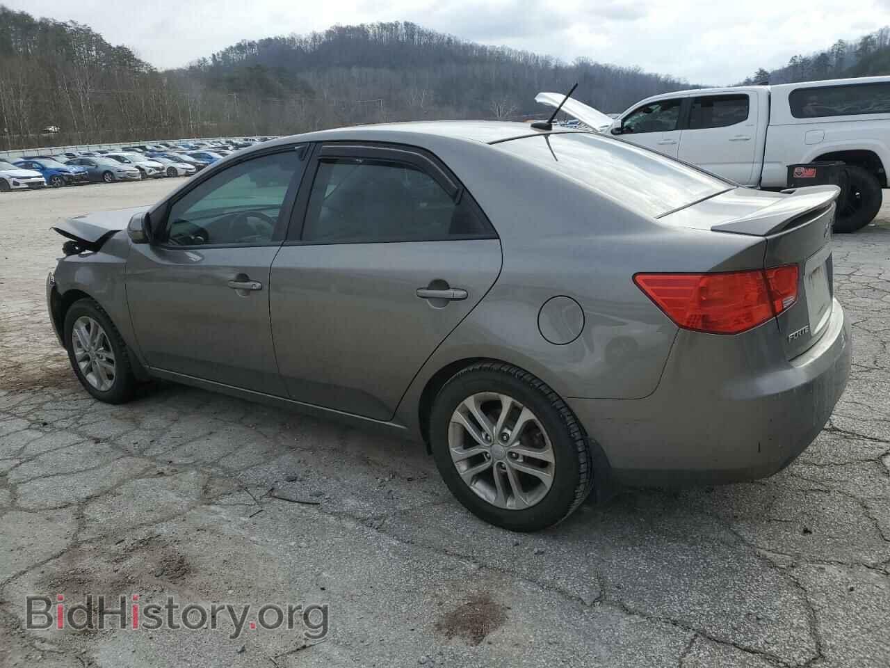 2012 KIA FORTE - VIN: KNAFU4A23C5553977 - Фото 2