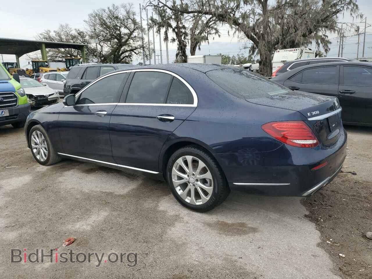 2017 MERCEDES-BENZ E-CLASS - VIN: WDDZF4JB6HA147612 - Фото 2