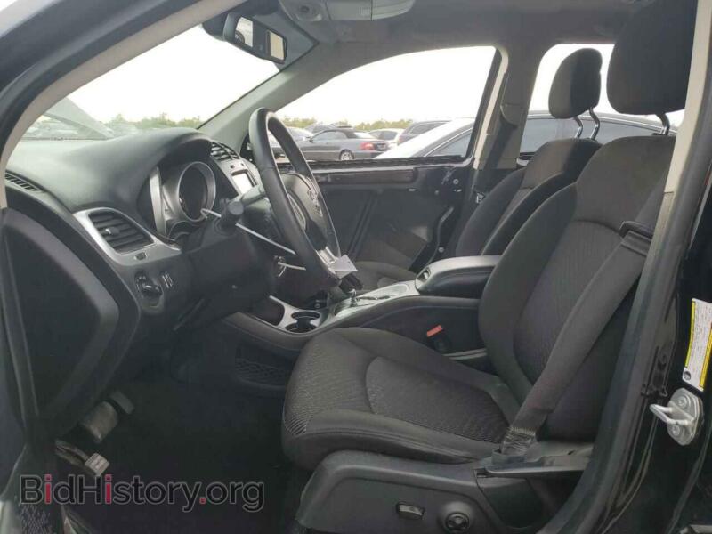 2019 Dodge JOURNEY (VIN 3C4PDCBG4KT750716) — photo 7 of 14