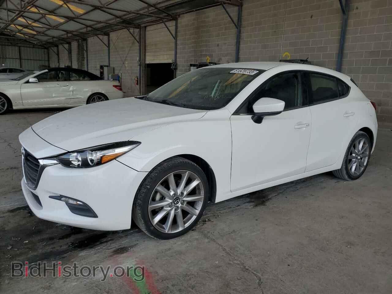 Фотография 3MZBN1L79HM114027 - MAZDA 3 2017