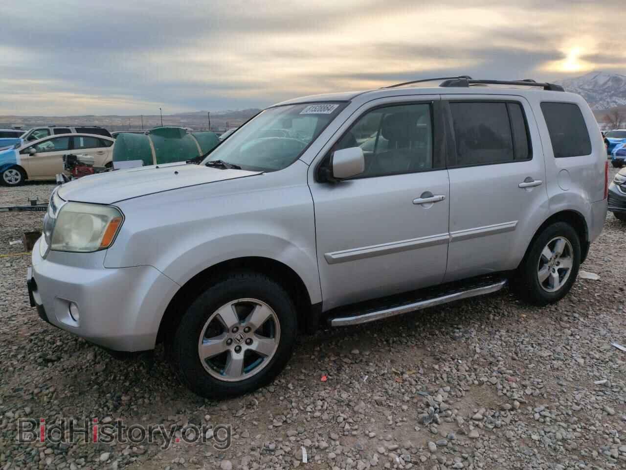 Photo 5FNYF3H50BB003939 - HONDA PILOT 2011