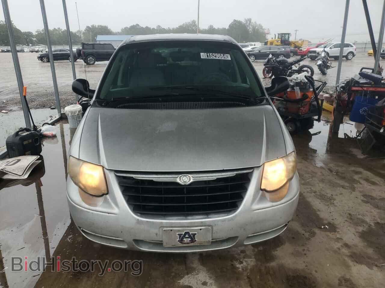 2007 CHRYSLER MINIVAN - VIN: 2A4GP44R27R245970 - Фото 4