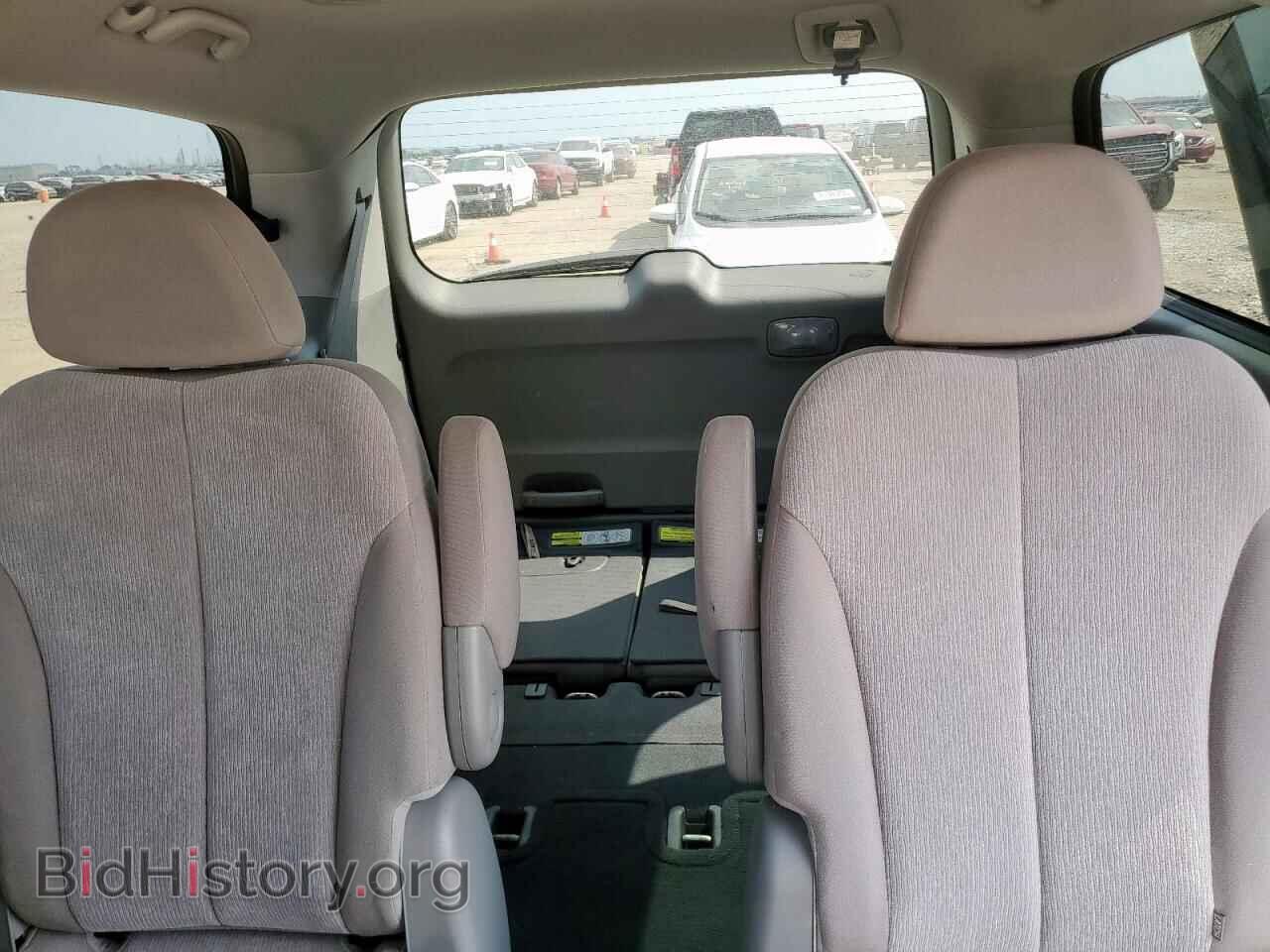 2011 KIA All Models - VIN: KNDMG4C72B6364269 - Фото 10