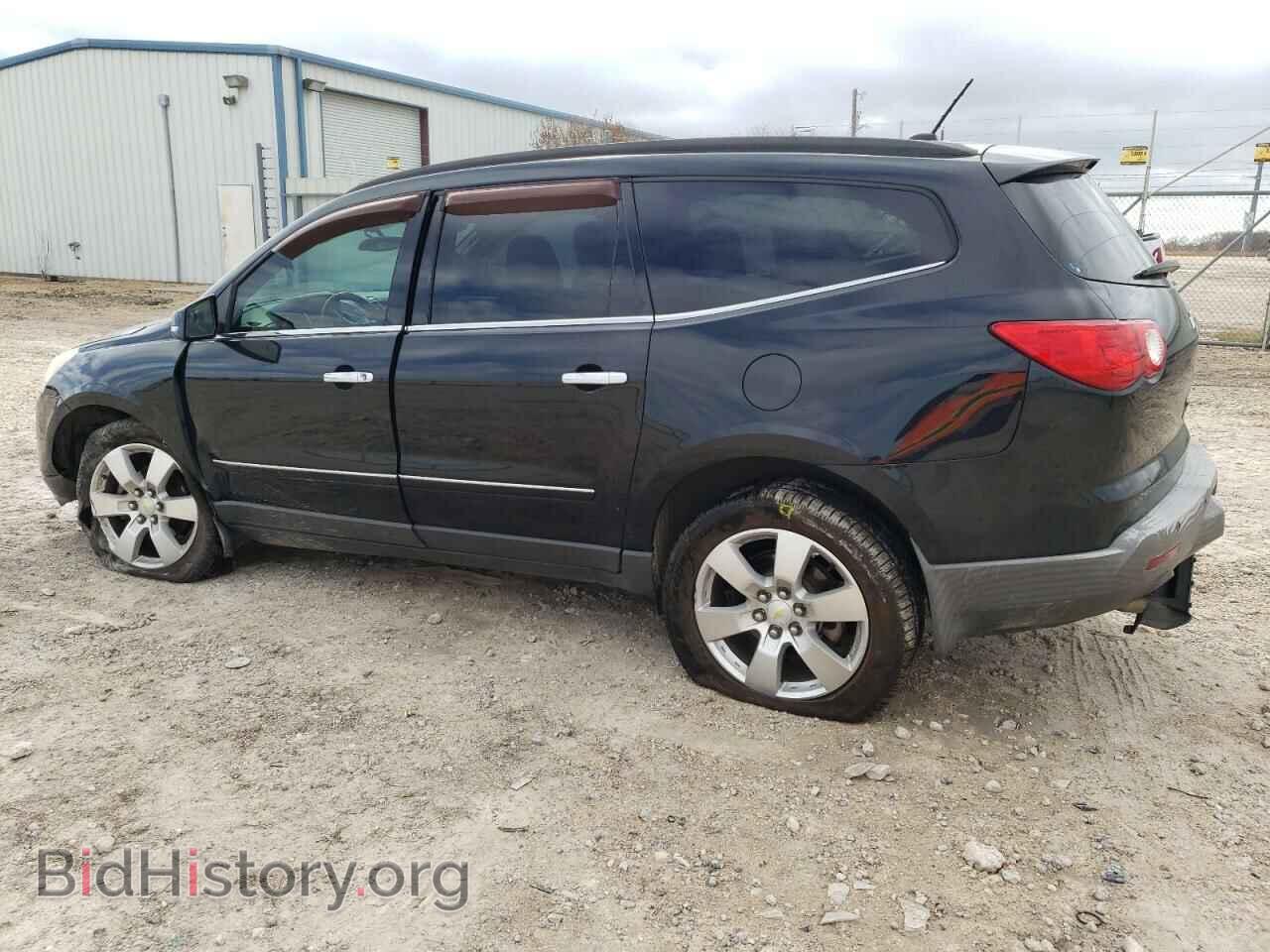 2012 CHEVROLET TRAVERSE - VIN: 1GNKRLED0CJ383830 - Фото 2