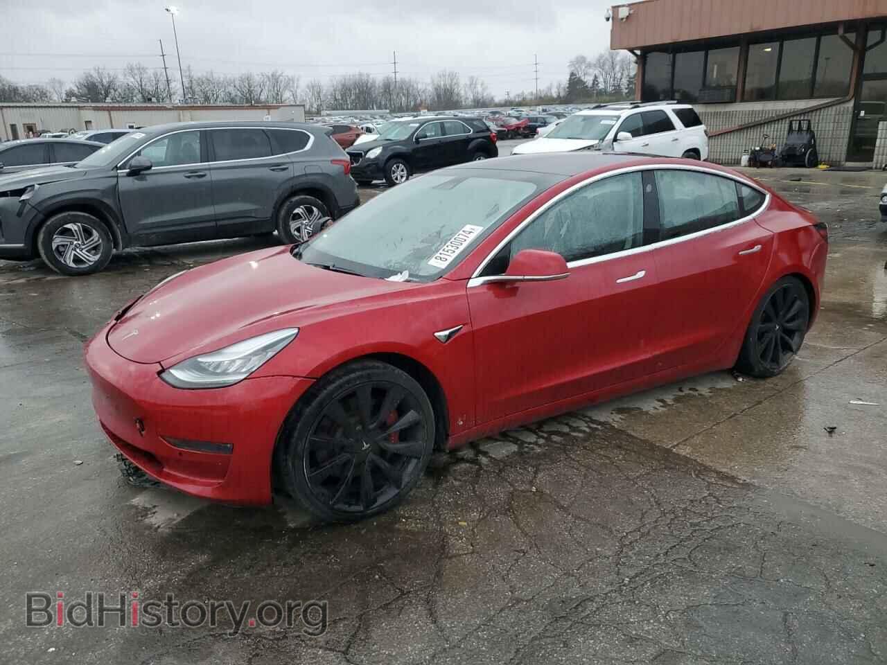 Фотография 5YJ3E1EB1JF063268 - TESLA MODEL 3 2018