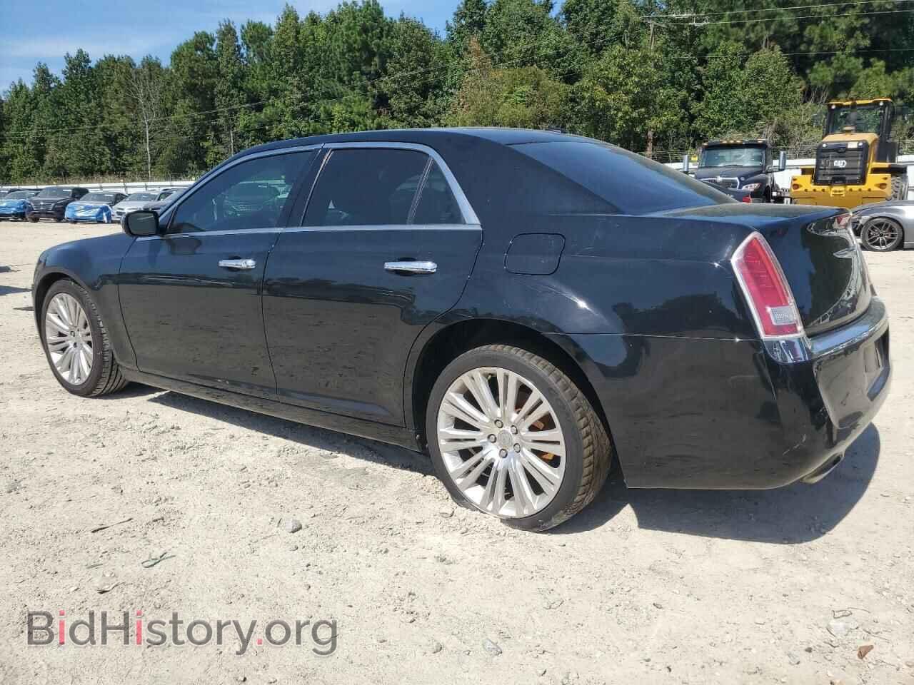 2014 CHRYSLER 300 - VIN: 2C3CCAEG1EH106335 - Фото 2