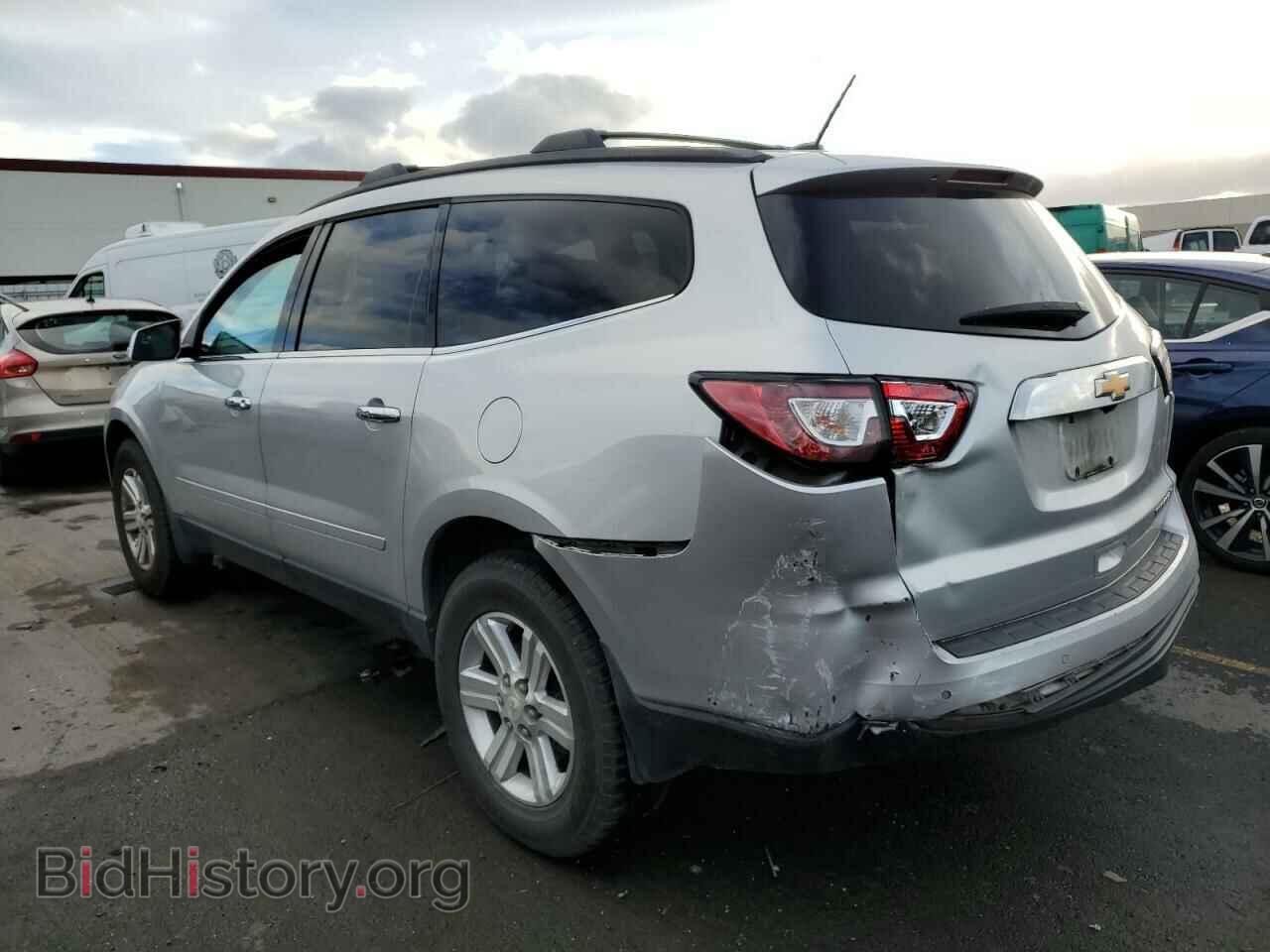 2013 CHEVROLET TRAVERSE - VIN: 1GNKRJKD4DJ222617 - Фото 2
