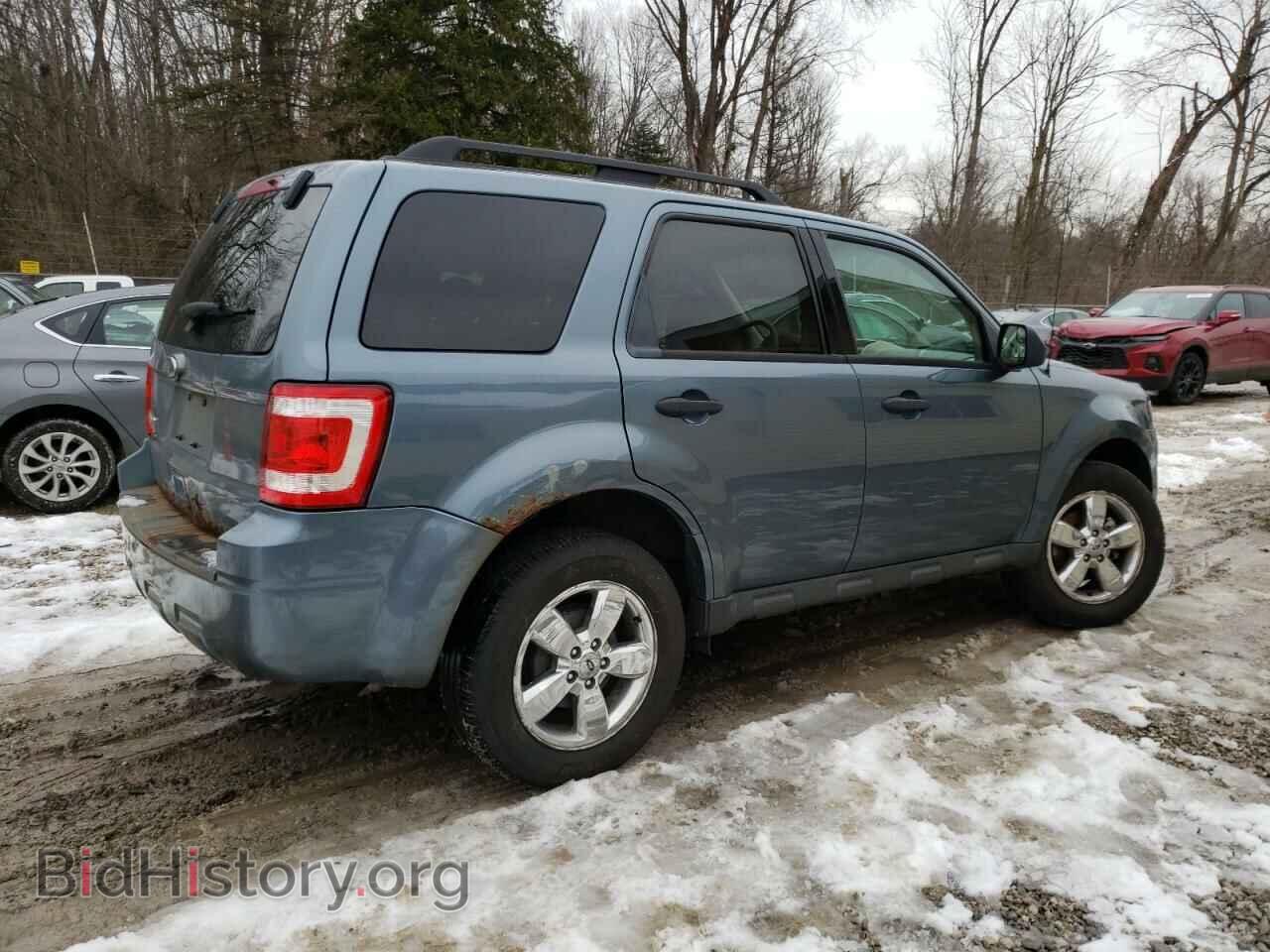 2010 FORD ESCAPE - VIN: 1FMCU9D74AKC41557 - Фото 3