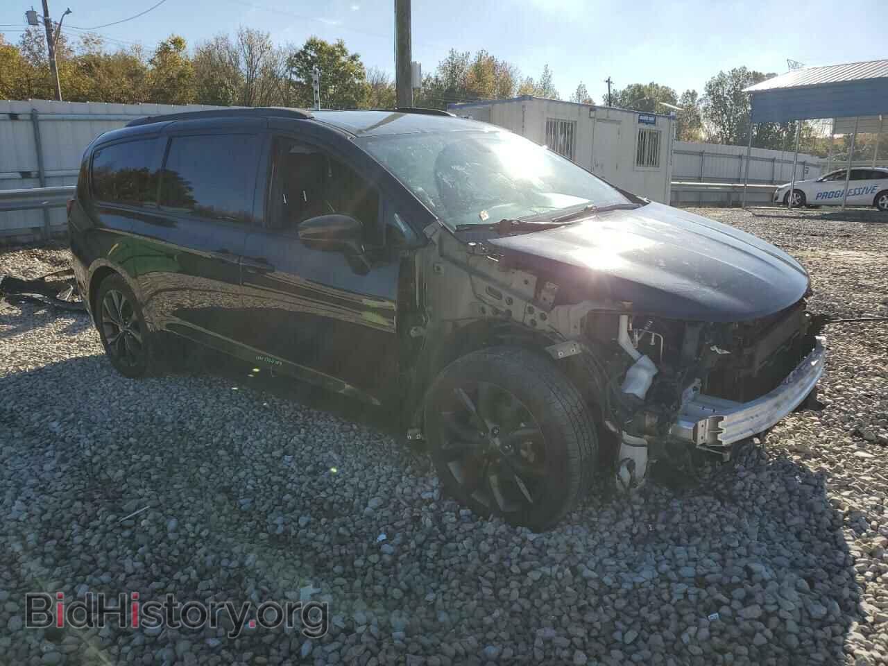 2019 CHRYSLER PACIFICA - VIN: 2C4RC1BG6KR560743 - Фото 4