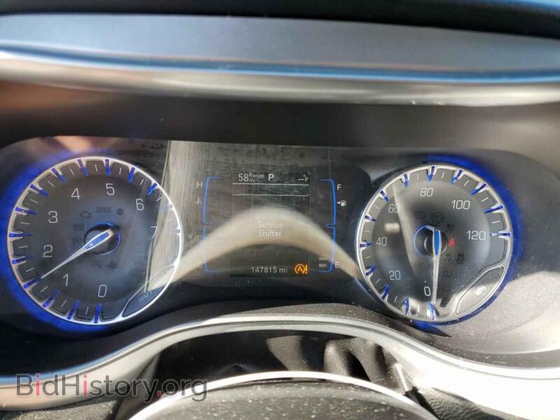 2019 Chrysler PACIFICA (VIN 2C4RC1BG6KR560743) — фото 9 из 13
