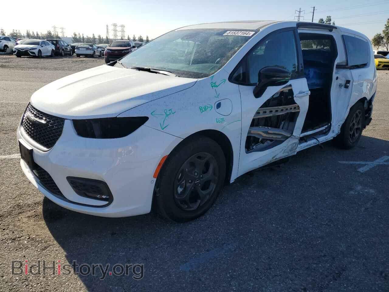 Фотография 2C4RC1S75PR618638 - CHRYSLER PACIFICA 2023