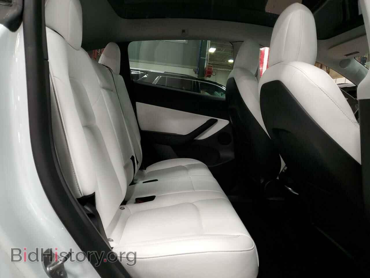 2022 TESLA MODEL Y - VIN: 7SAYGDEF2NF326249 - Фото 10