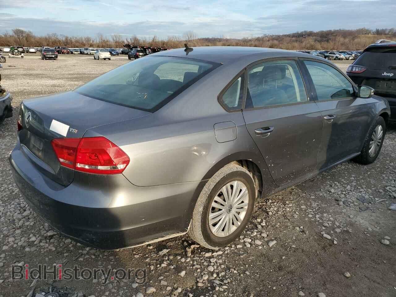2015 VOLKSWAGEN PASSAT - VIN: 1VWAT7A32FC003032 - Фото 3