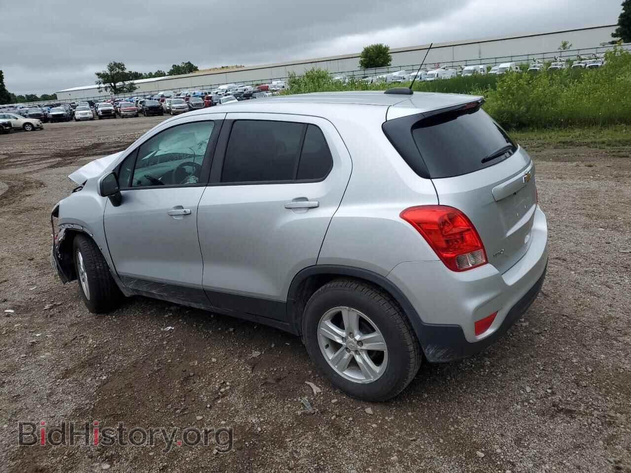 2019 CHEVROLET TRAX - VIN: 3GNCJKSB8KL399032 - Фото 2