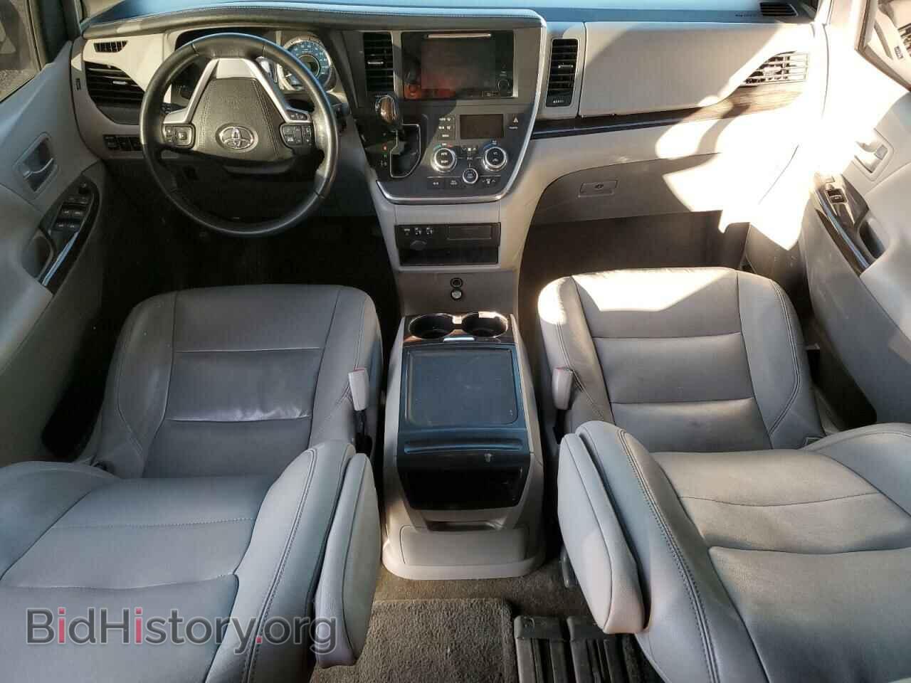2017 TOYOTA All Models - VIN: 5TDYZ3DC0HS793467 - Фото 8