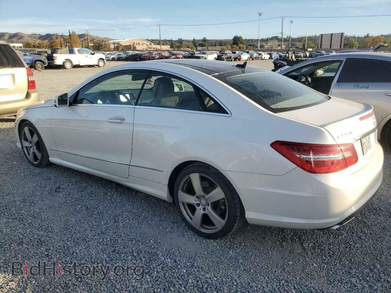2011 MERCEDES-BENZ E-CLASS - VIN: WDDKJ7CBXBF062751 - Фото 2