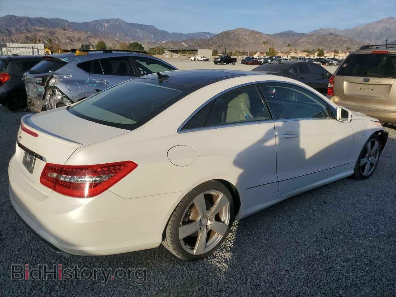 2011 MERCEDES-BENZ E-CLASS - VIN: WDDKJ7CBXBF062751 - Фото 3