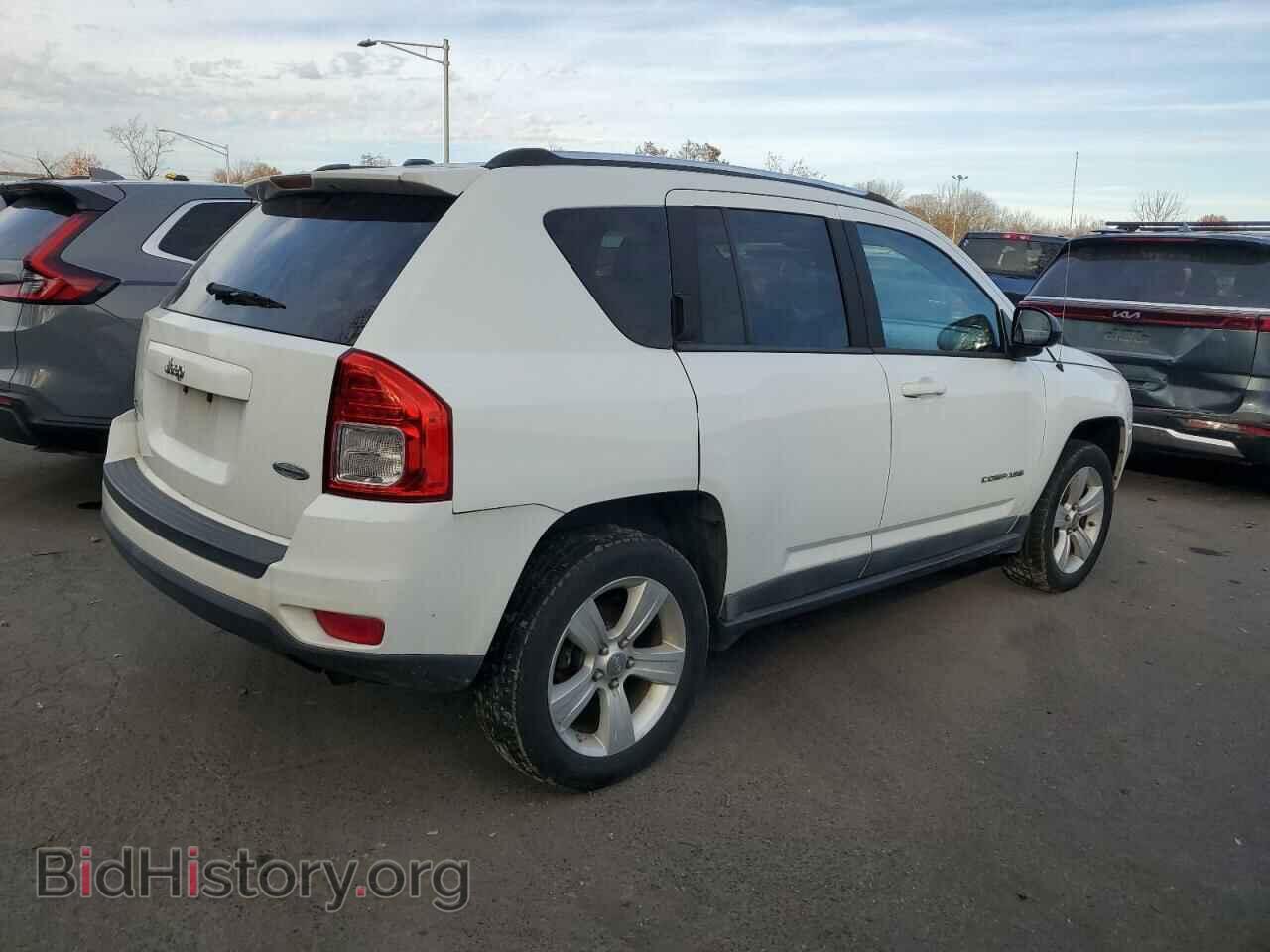 2011 JEEP COMPASS - VIN: 1J4NF1FB3BD259509 - Фото 3