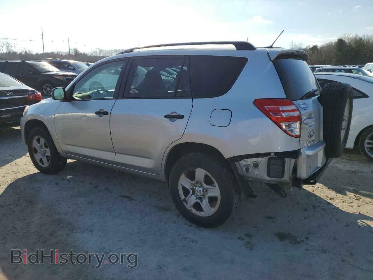 2011 TOYOTA RAV4 - VIN: 2T3BF4DV9BW082829 - Фото 2