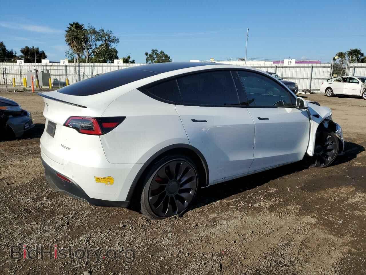 2022 TESLA MODEL Y - VIN: 7SAYGDEF4NF338161 - Фото 3