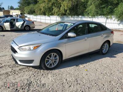 2017 Ford FOCUS SE, silver — VIN 1FADP3F28HL300702, Copart