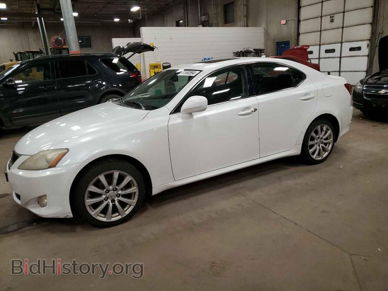 Photo JTHCK262582020772 - LEXUS IS 2008