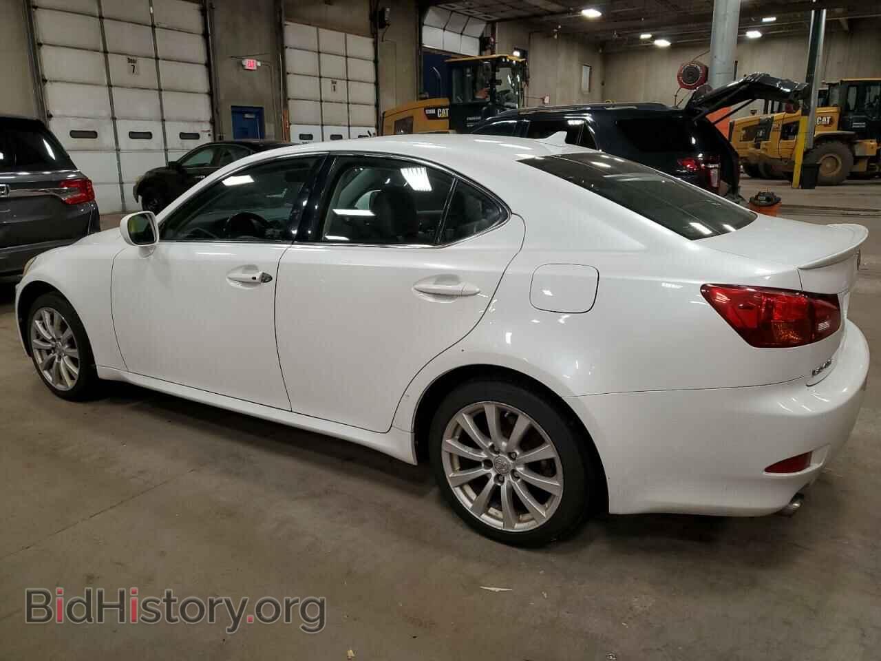 2008 LEXUS IS - VIN: JTHCK262582020772 - Фото 2