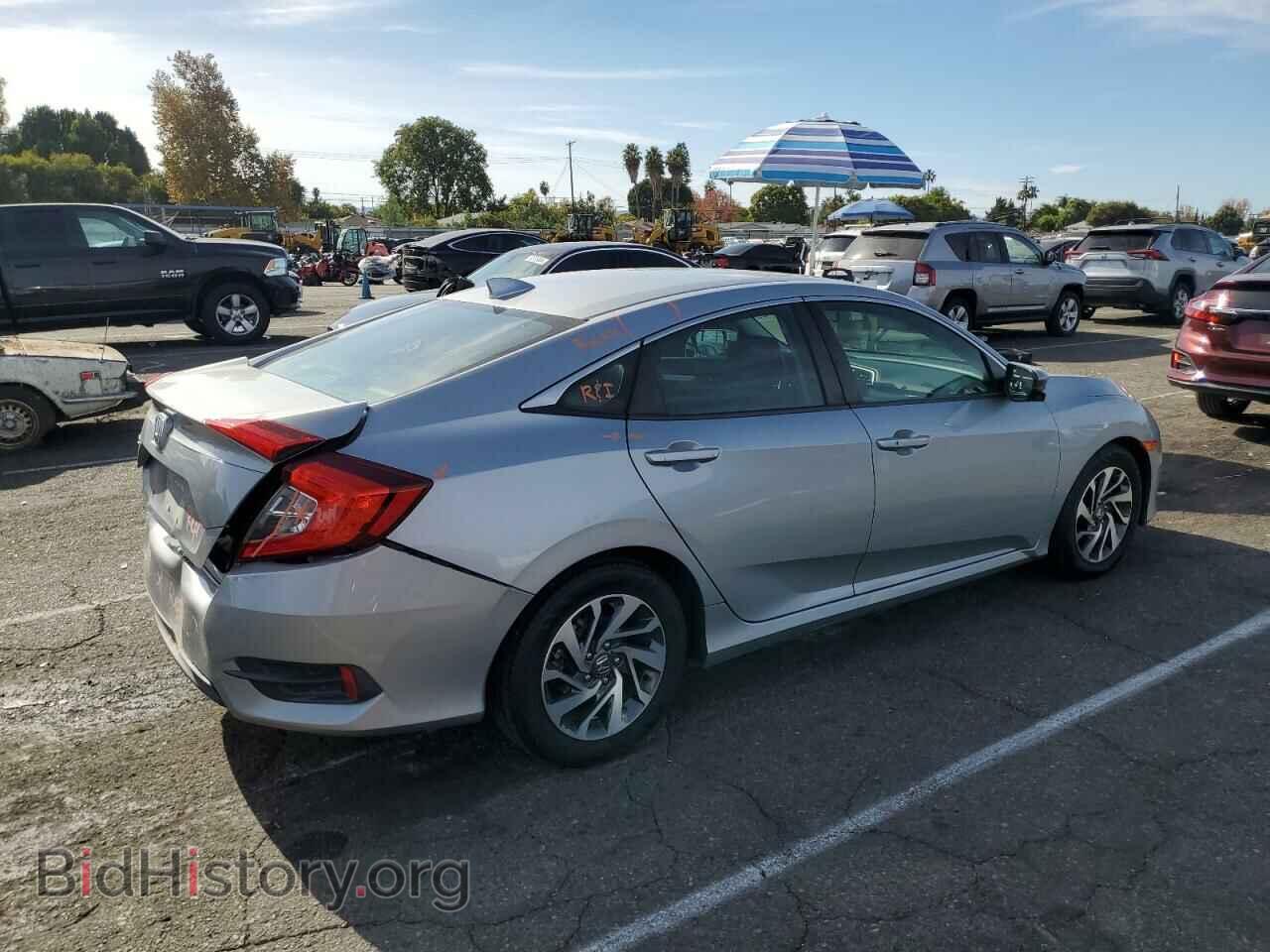 2017 HONDA CIVIC - VIN: 2HGFC2F78HH514124 - Фото 3