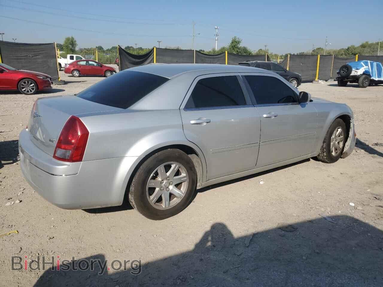 2007 CHRYSLER 300 - VIN: 2C3KA53G37H647854 - Фото 3