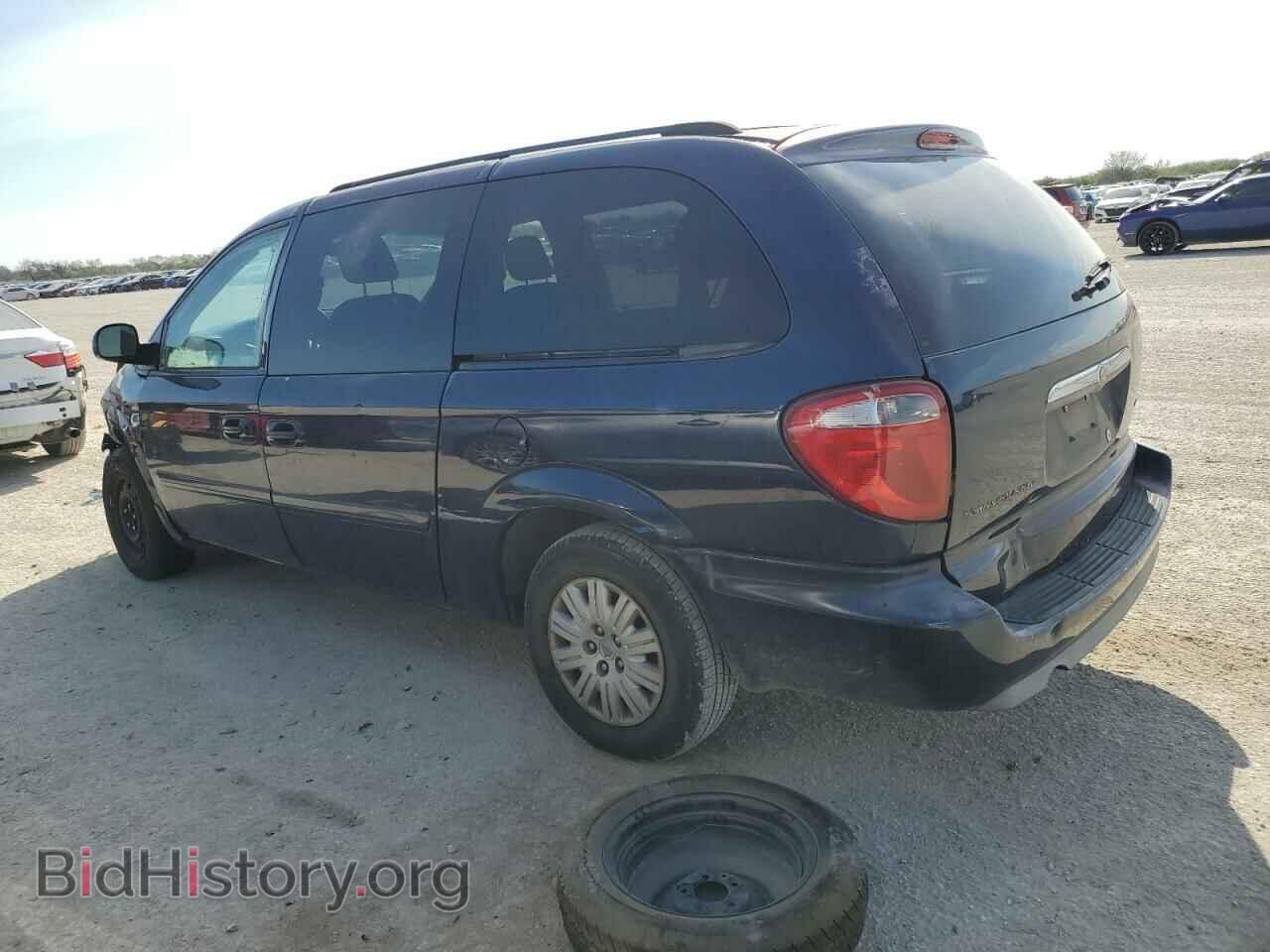 2006 CHRYSLER MINIVAN - VIN: 2A4GP44R76R771462 - Фото 2