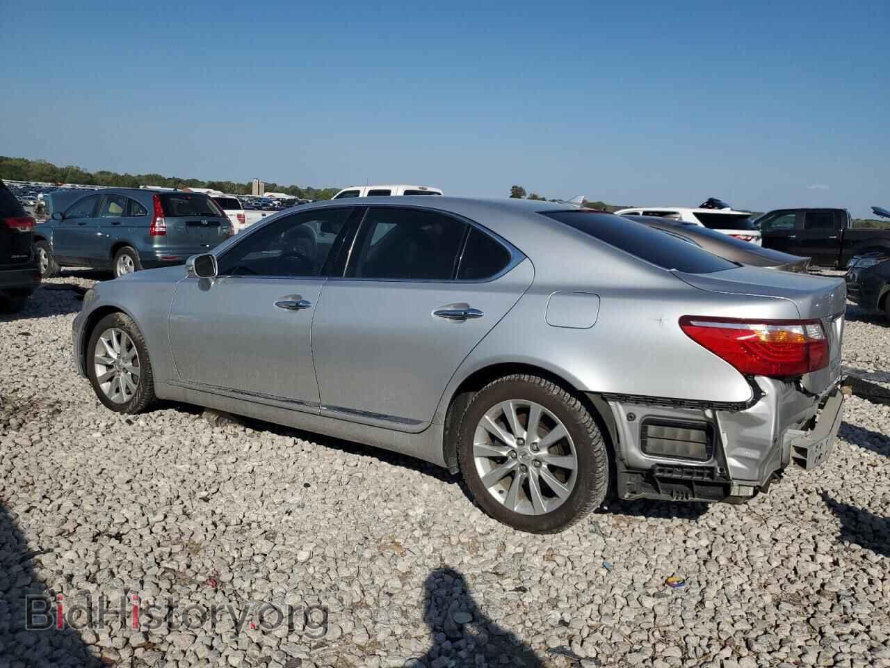 2011 LEXUS LS460 - VIN: JTHCL5EF8B5009614 - Photo 2