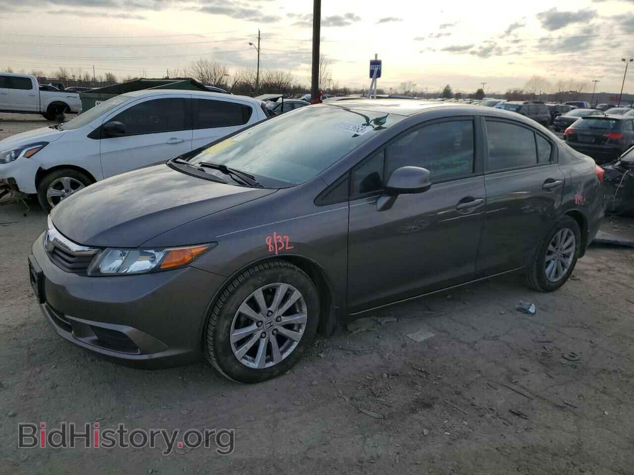 Фотография 19XFB2F84CE037271 - HONDA CIVIC 2012