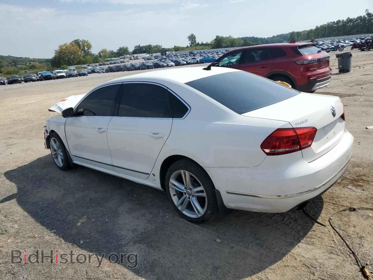 2015 VOLKSWAGEN PASSAT - VIN: 1VWBT7A36FC099283 - Фото 2