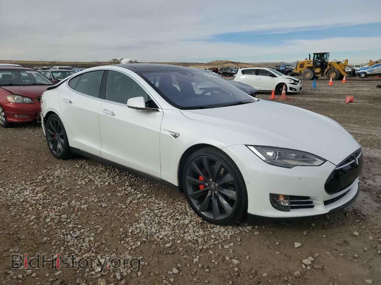 2014 TESLA MODEL S - VIN: 5YJSA1H22EFP66256 - Photo 4