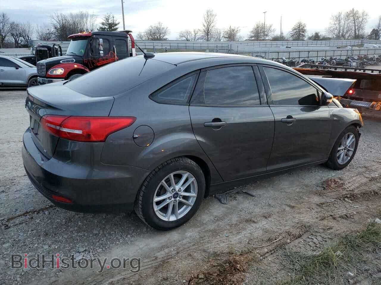 2017 FORD FOCUS - VIN: 1FADP3F29HL257973 - Фото 3