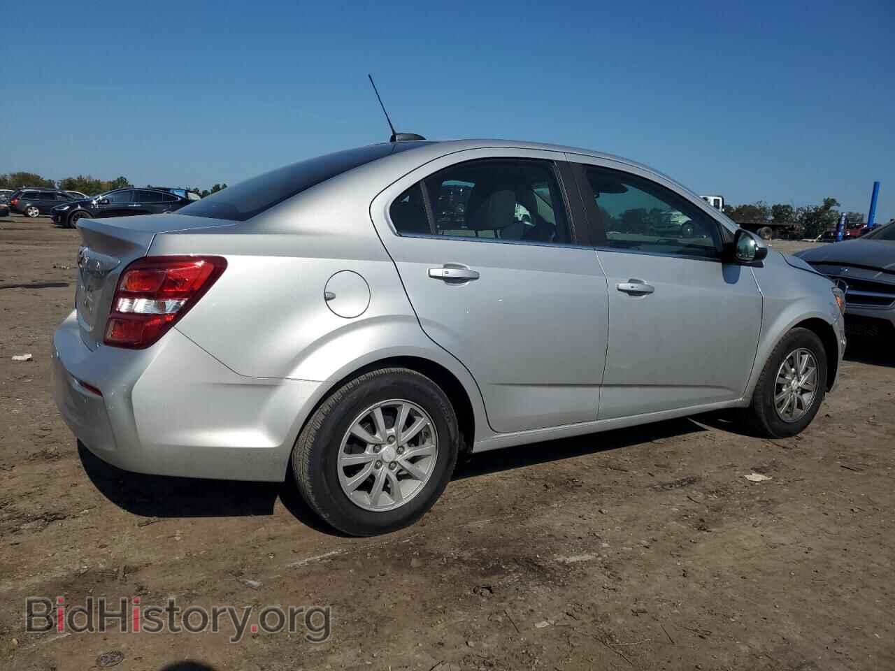 2018 CHEVROLET SONIC - VIN: 1G1JD5SH2J4136612 - Фото 3