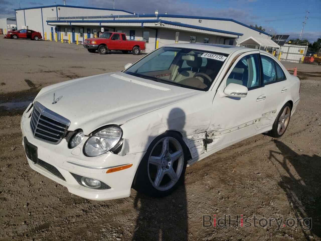 Photo WDBUF56X49B431166 - MERCEDES-BENZ E-CLASS 2009