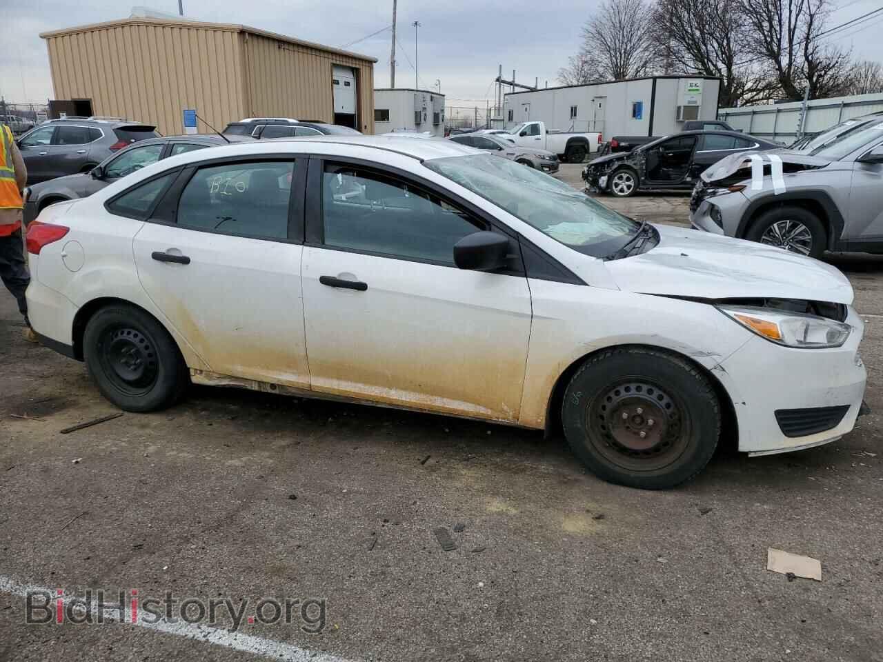 2016 FORD FOCUS - VIN: 1FADP3E29GL394492 - Фото 4