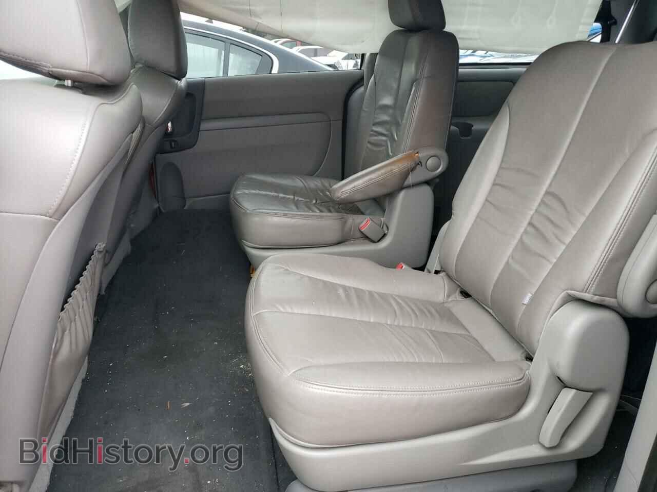 2011 KIA All Models - VIN: KNDMH4C75B6370368 - Фото 11