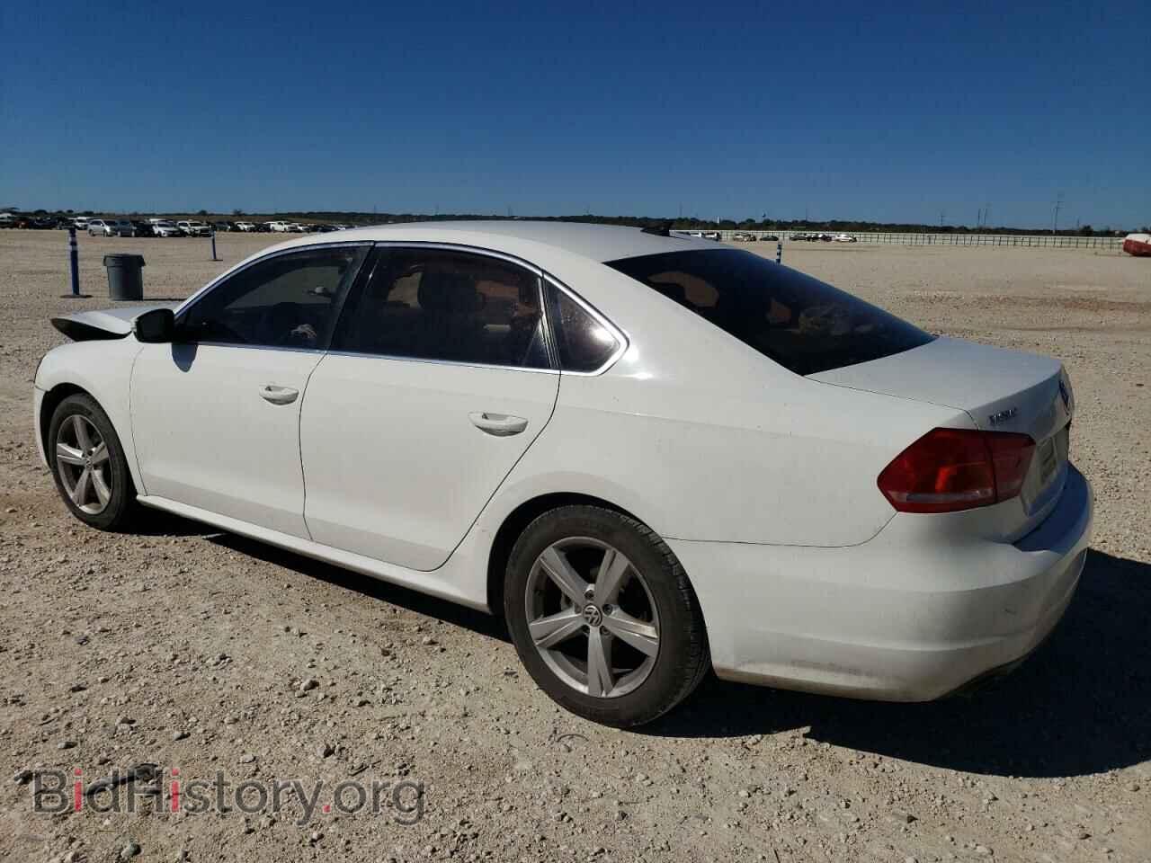 2013 VOLKSWAGEN PASSAT - VIN: 1VWBH7A36DC100124 - Фото 2