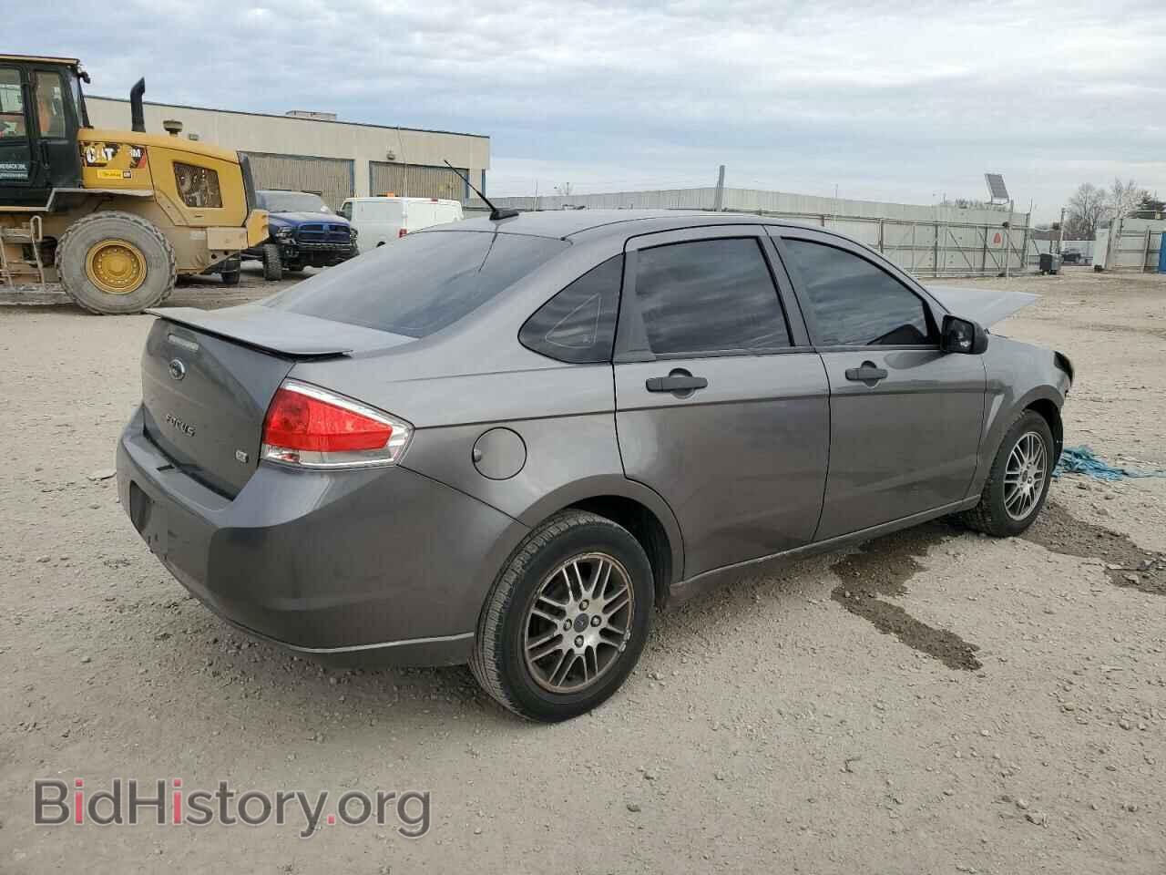2011 FORD FOCUS - VIN: 1FAHP3FN4BW123647 - Фото 3