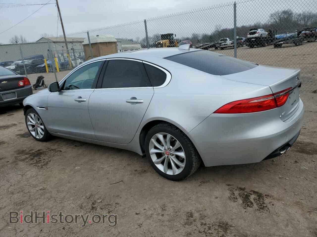 2017 JAGUAR XF - VIN: SAJBD4BN0HCY32463 - Фото 2