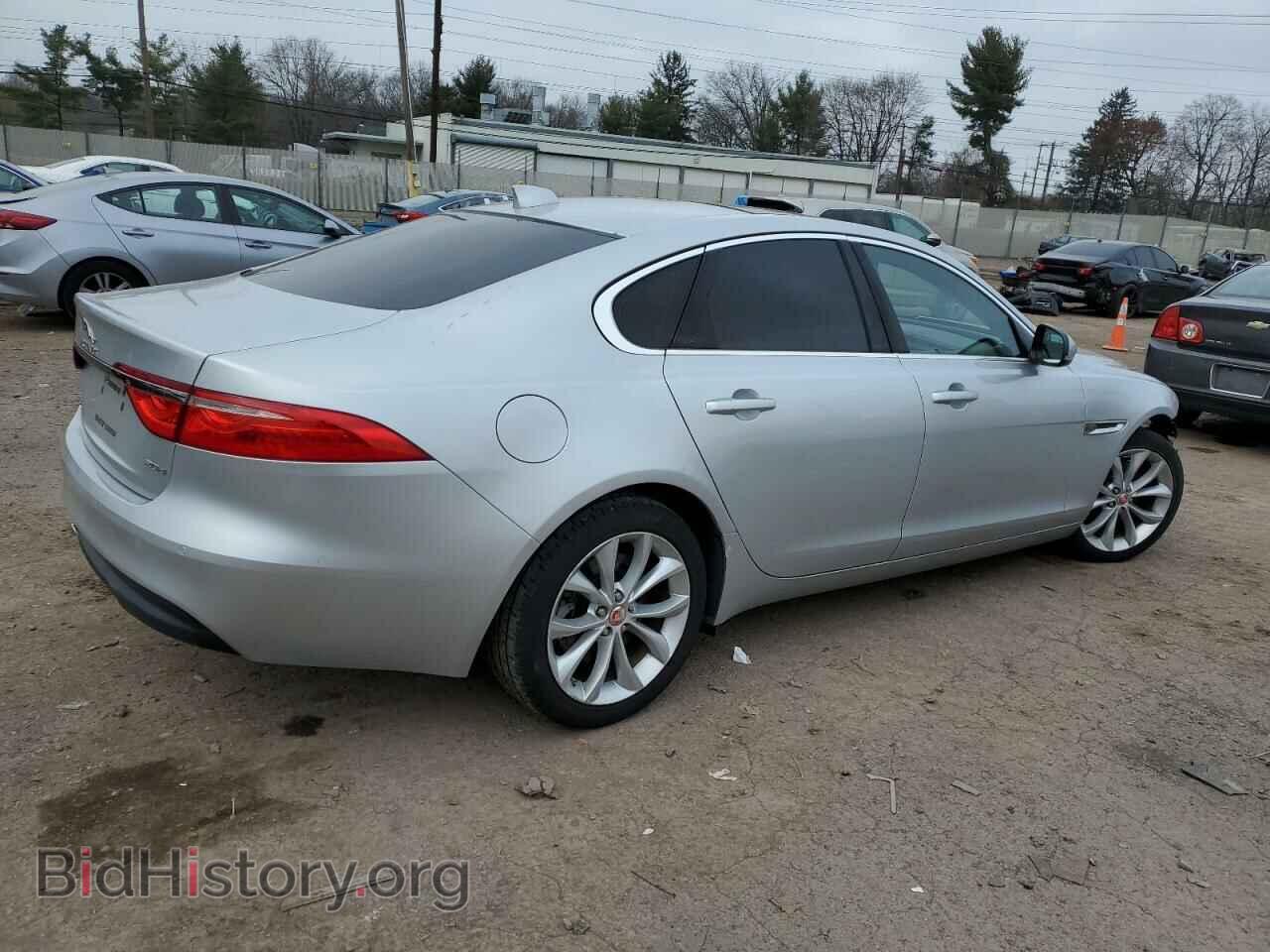 2017 JAGUAR XF - VIN: SAJBD4BN0HCY32463 - Фото 3