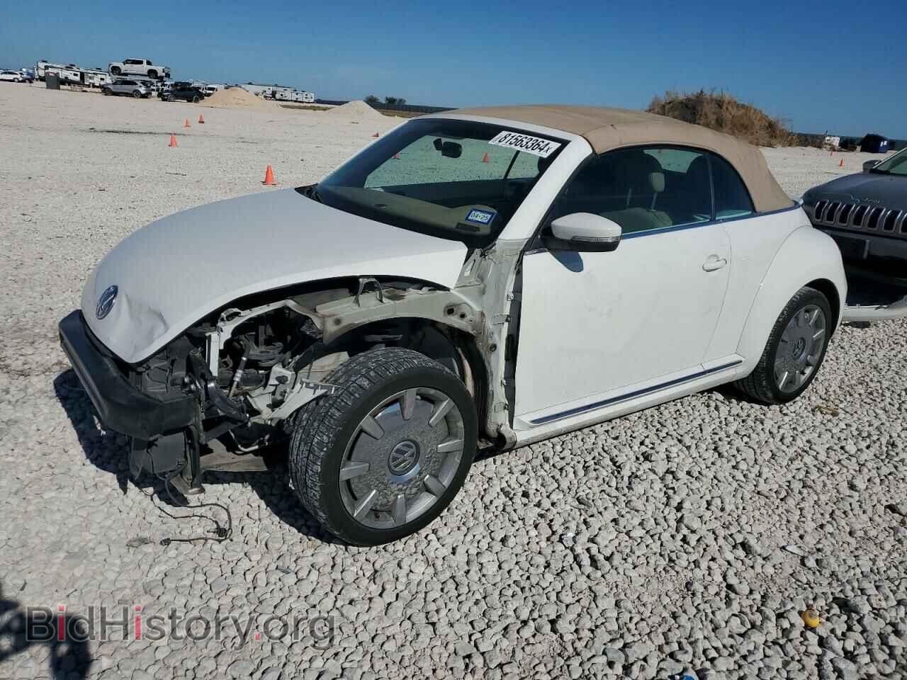 Photo 3VW5X7AT1EM804599 - VOLKSWAGEN BEETLE 2014