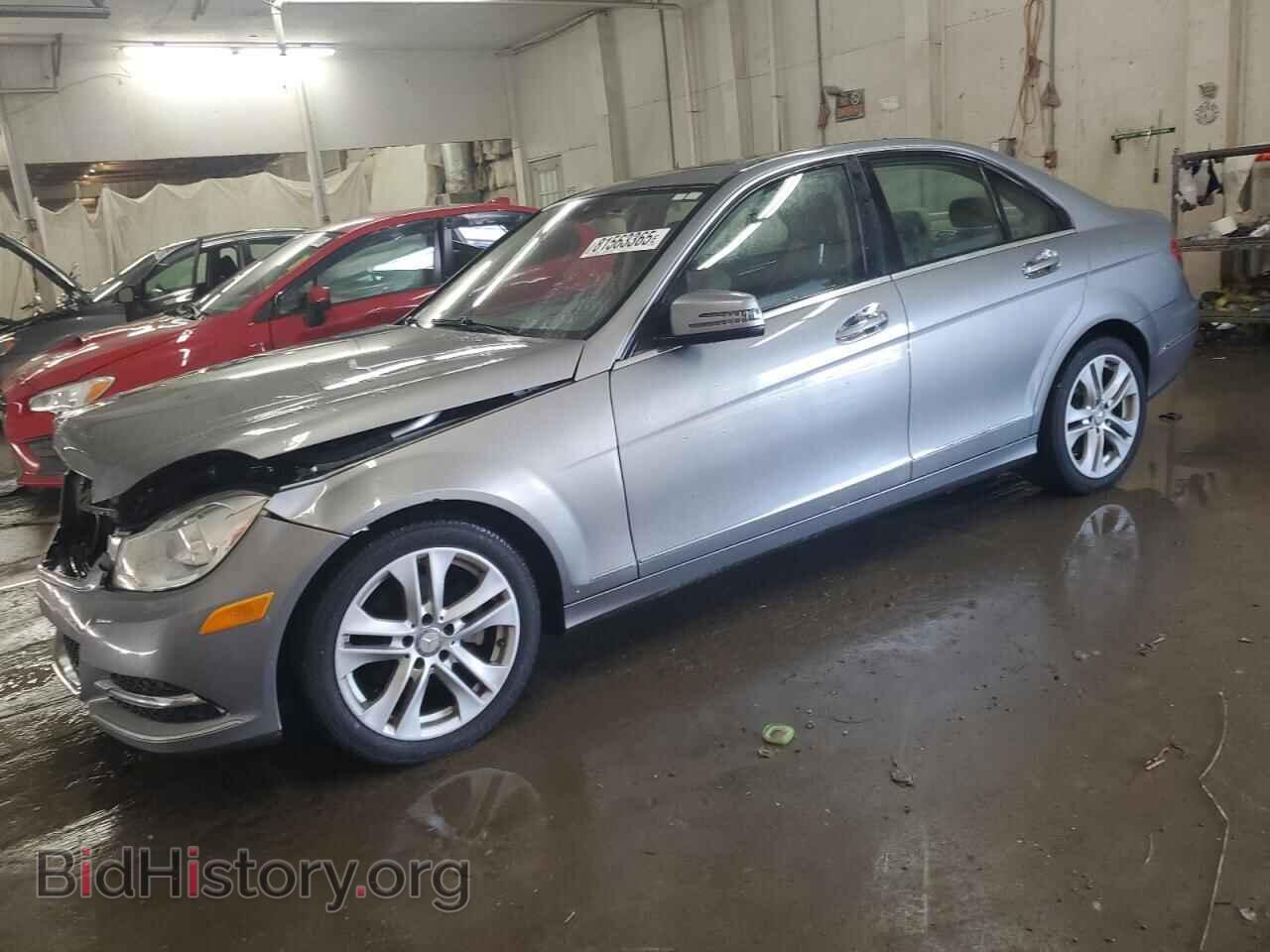 Photo WDDGF4HB2DR270333 - MERCEDES-BENZ C-CLASS 2013