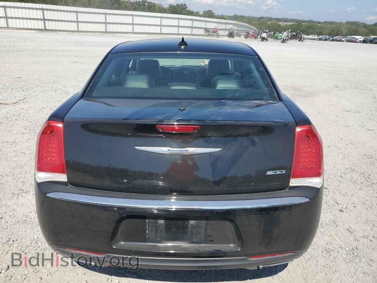 2019 CHRYSLER 300 - VIN: 2C3CCAEG2KH536256 - Фото 6
