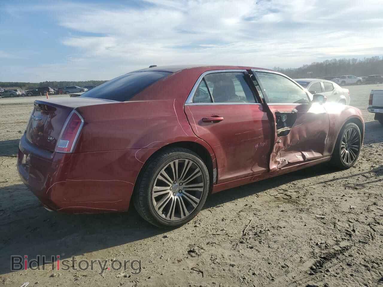 2013 CHRYSLER 300 - VIN: 2C3CCABG0DH580988 - Фото 3