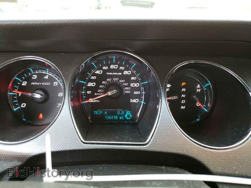 2011 Ford TAURUS (VIN 1FAHP2EW3BG153012) — фото 9 из 12