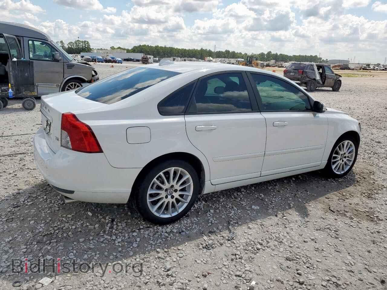 2011 VOLVO S40 - VIN: YV1672MS6B2550219 - Фото 3